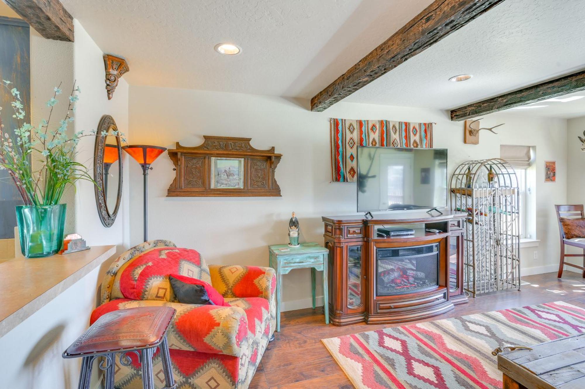 Ennis Vacation Rental With Balcony Walk To Downtown Bagian luar foto